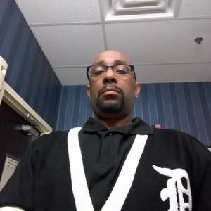 Meet your Posher, Moedogg